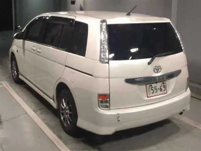 TOYOTA ISIS