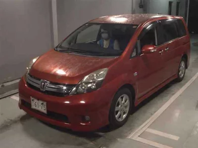 TOYOTA ISIS