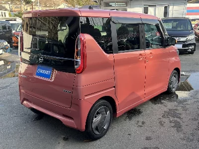 NISSAN ROOX