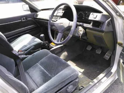 TOYOTA CRESTA
