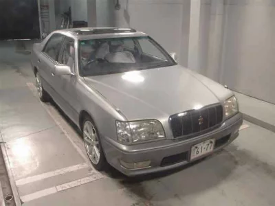 TOYOTA CROWN MAJESTA