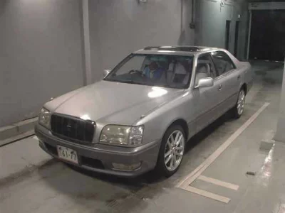 TOYOTA CROWN MAJESTA