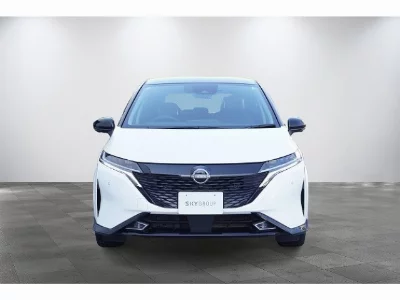 NISSAN AURA