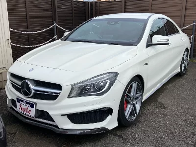 MERCEDES BENZ AMG CLA
