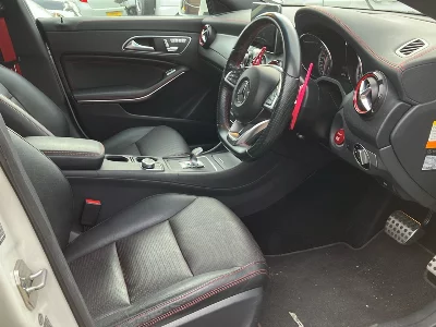 MERCEDES BENZ AMG CLA