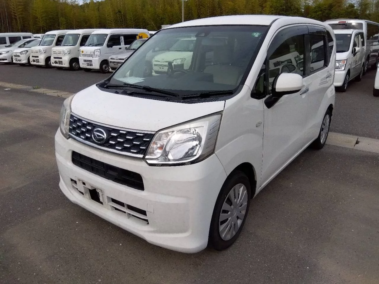 Daihatsu Move 2016