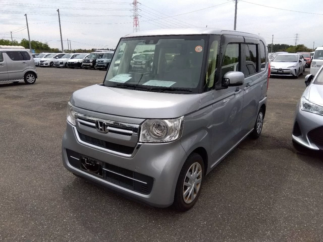 Honda N-Box  с аукциона в Японии