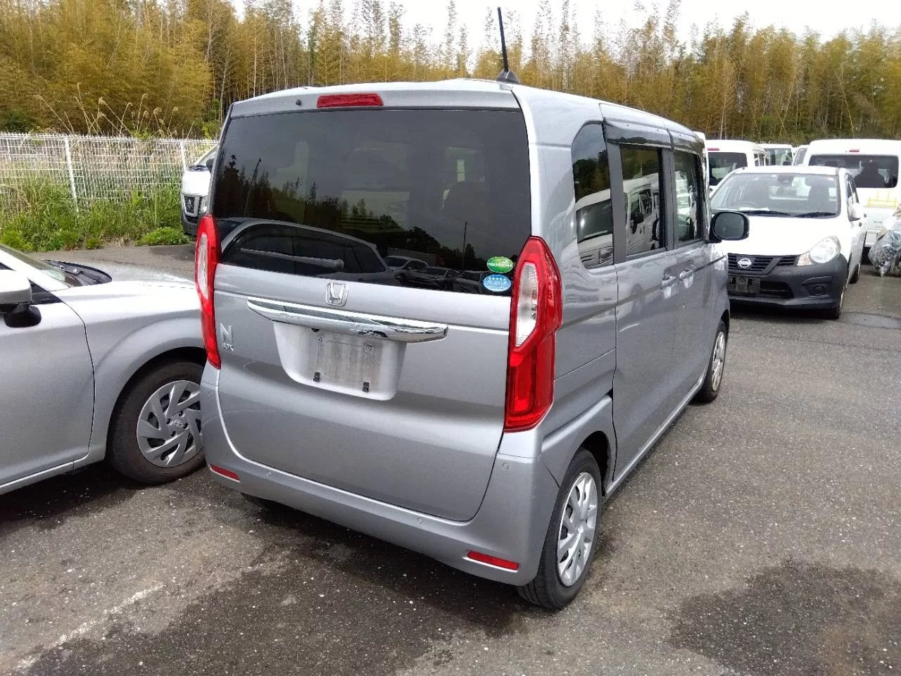 Honda N-Box  с аукциона в Японии
