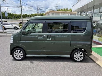 NISSAN NV100 CLIPPER RIO