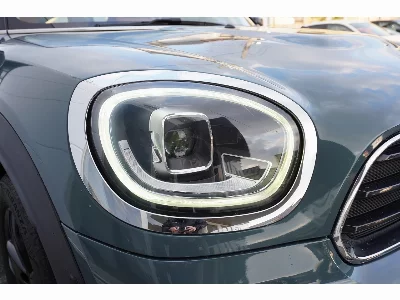 MINI MINI CROSSOVER