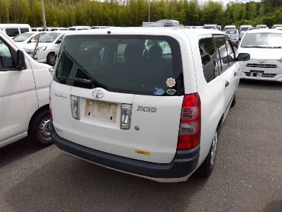 TOYOTA SUCCEED VAN