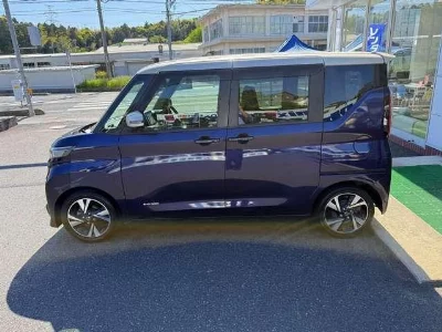 NISSAN ROOX