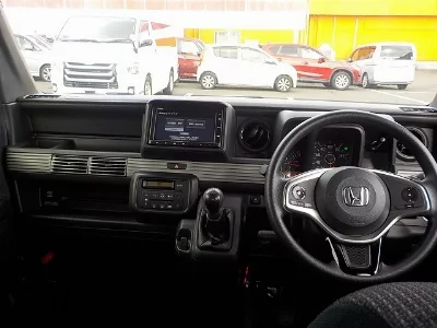HONDA N-VAN