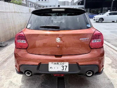 SUZUKI SWIFT