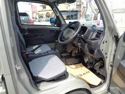 NISSAN CLIPPER TRUCK