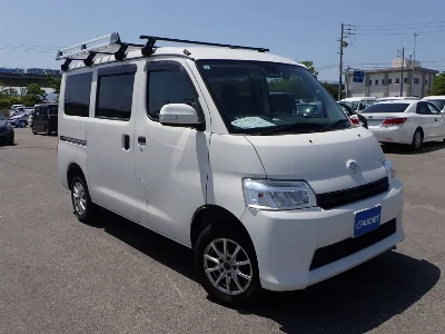TOYOTA TOWN ACE VAN