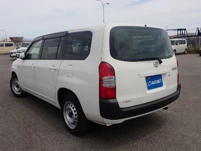 TOYOTA SUCCEED VAN