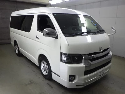 TOYOTA HIACE WAGON