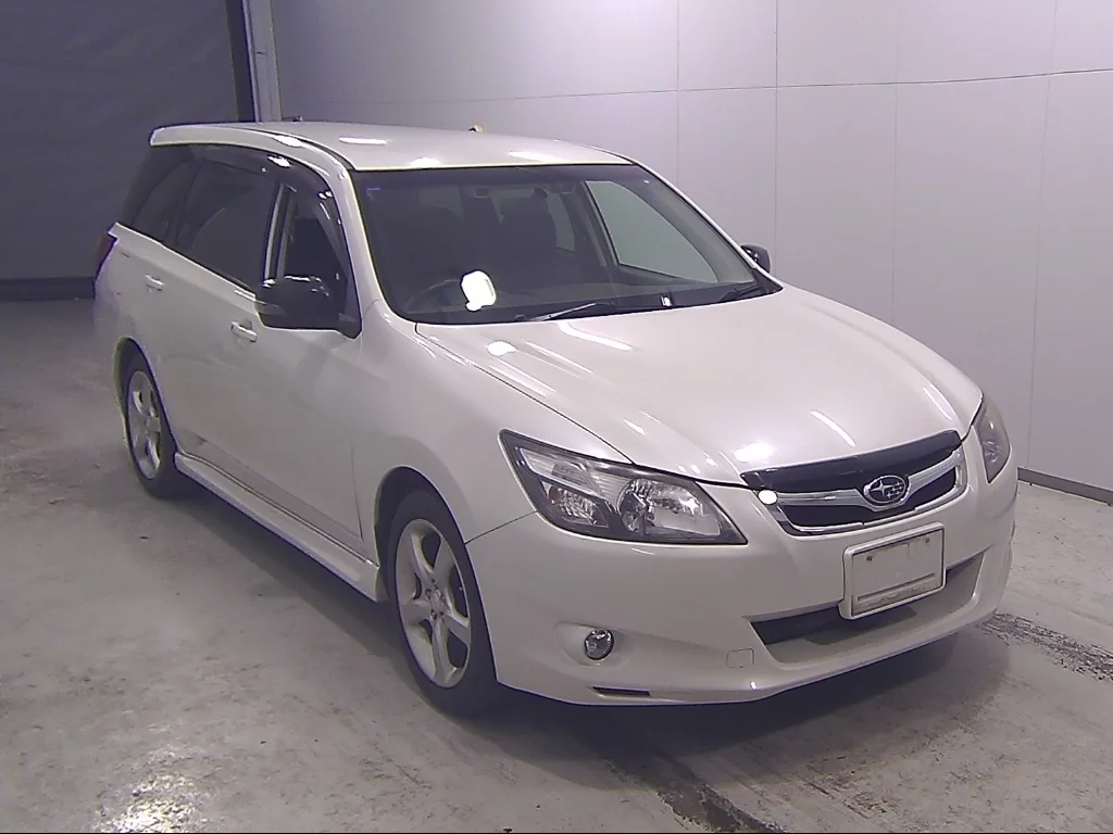 Subaru Exiga  с аукциона в Японии