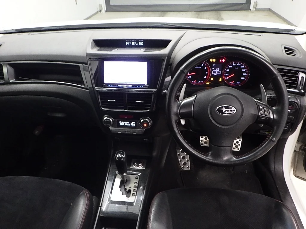 Subaru Exiga  с аукциона в Японии