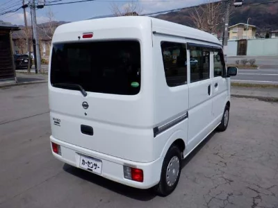 NISSAN NV100 CLIPPER