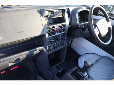 NISSAN CLIPPER TRUCK
