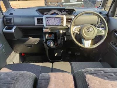 TOYOTA PIXIS MEGA