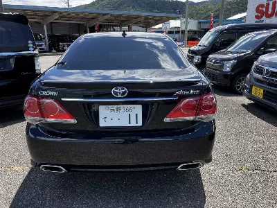 TOYOTA CROWN