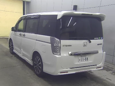 HONDA STEPWGN SPADA