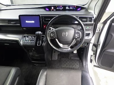 HONDA STEPWGN SPADA