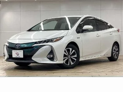 Toyota Prius PHV