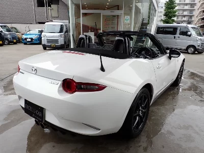 MAZDA ROADSTER