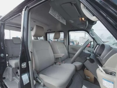 NISSAN NV100 CLIPPER RIO