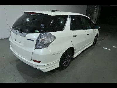 HONDA FIT SHUTTLE