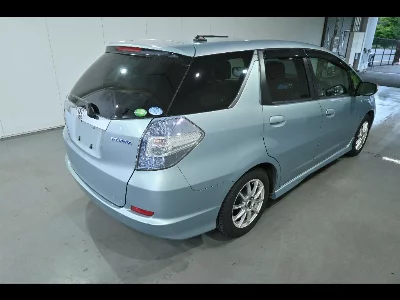 HONDA FIT SHUTTLE