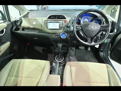 HONDA FIT SHUTTLE