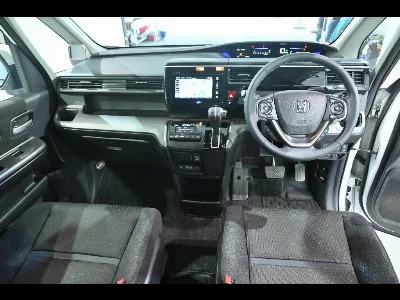 HONDA STEPWGN SPADA
