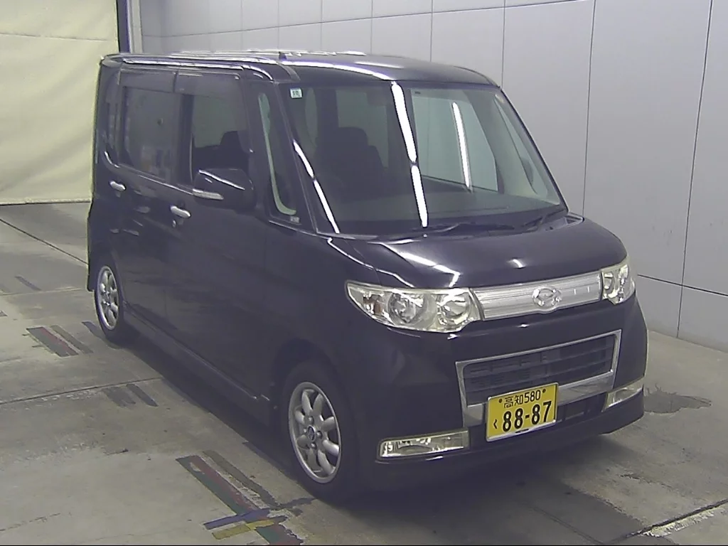 Daihatsu Tanto  с аукциона в Японии