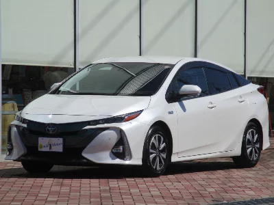 TOYOTA PRIUS PHV