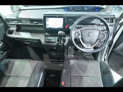 HONDA STEPWGN SPADA