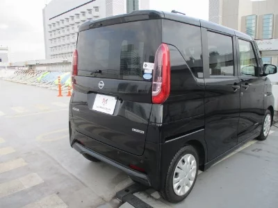 NISSAN ROOX