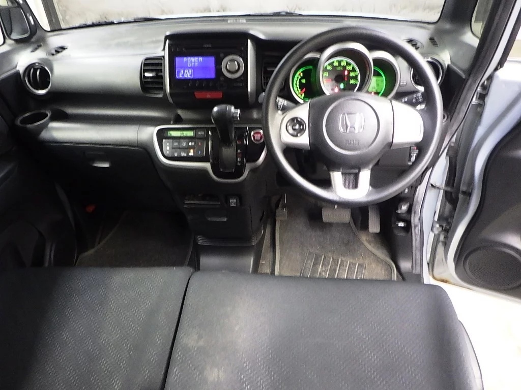 Honda N-Box  с аукциона в Японии