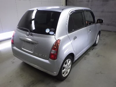 Daihatsu Mira Gino