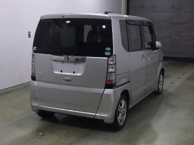 HONDA N BOX +