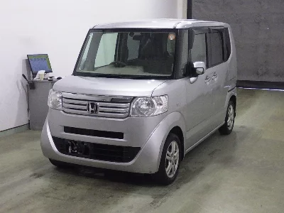 HONDA N BOX +
