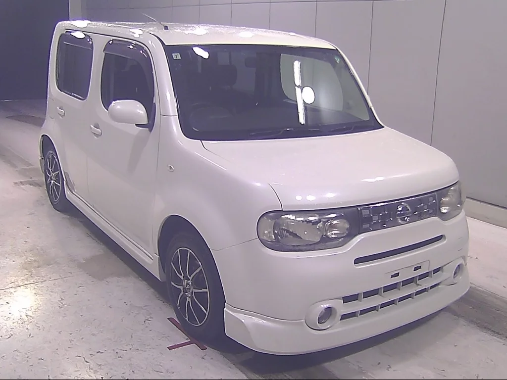 Nissan Cube  с аукциона в Японии