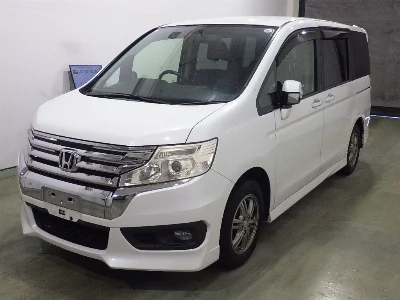 Honda STEPWGN SPADA
