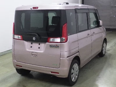 Suzuki Spacia