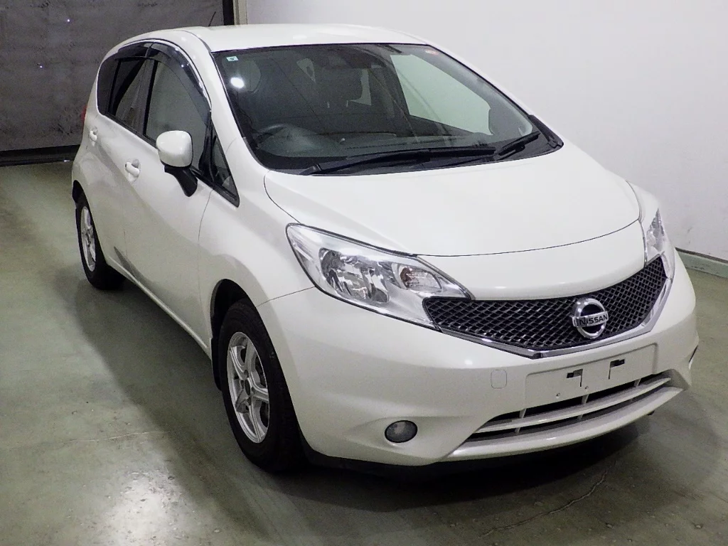 Nissan Note  с аукциона в Японии