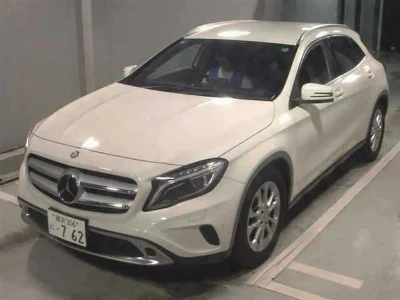 MERCEDES BENZ GLA